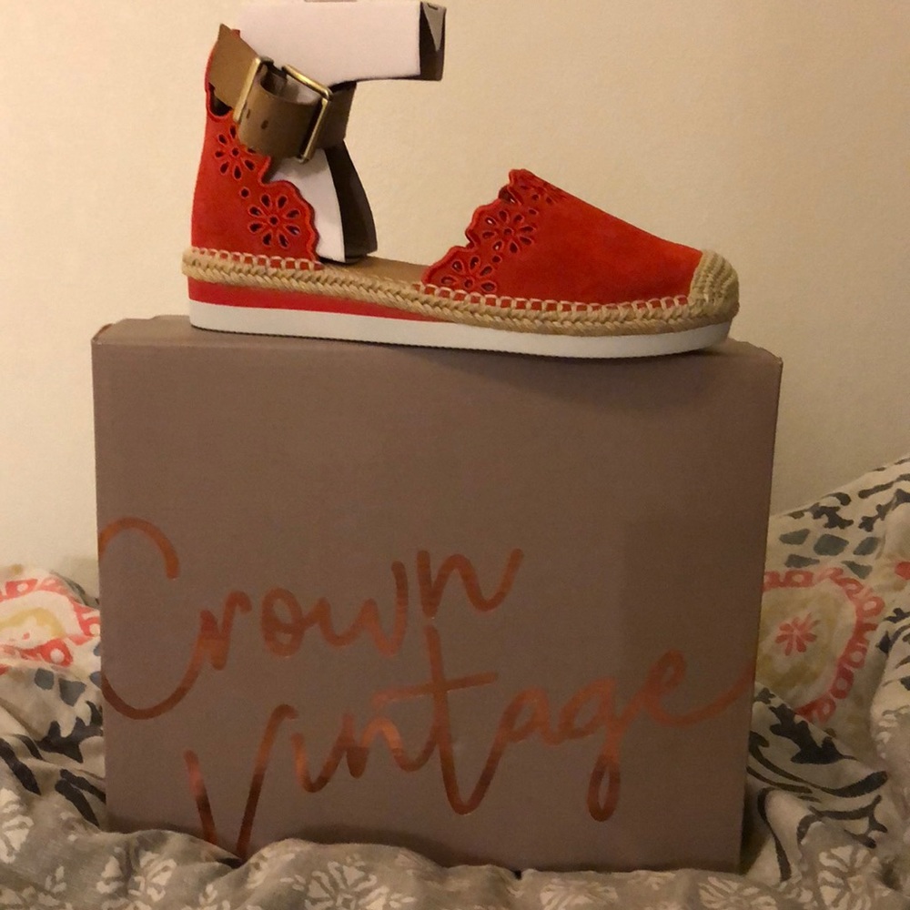 Crown Vintage Wedge Sandal